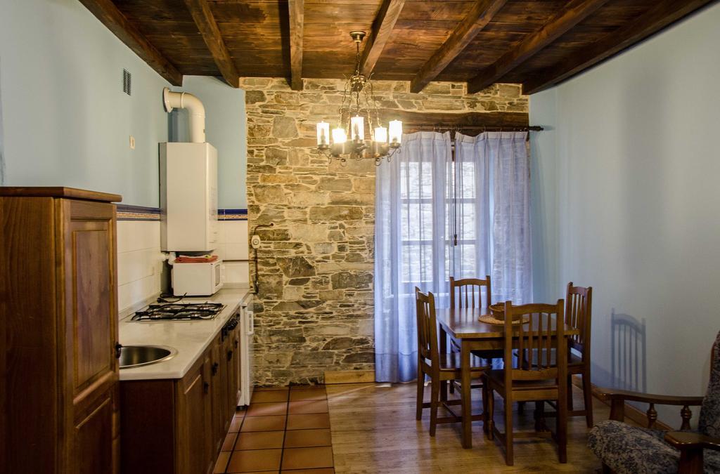 Casas Rurales Taramundi Verde Room photo