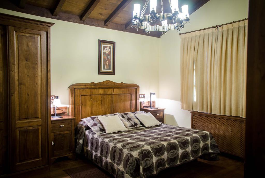 Casas Rurales Taramundi Verde Room photo