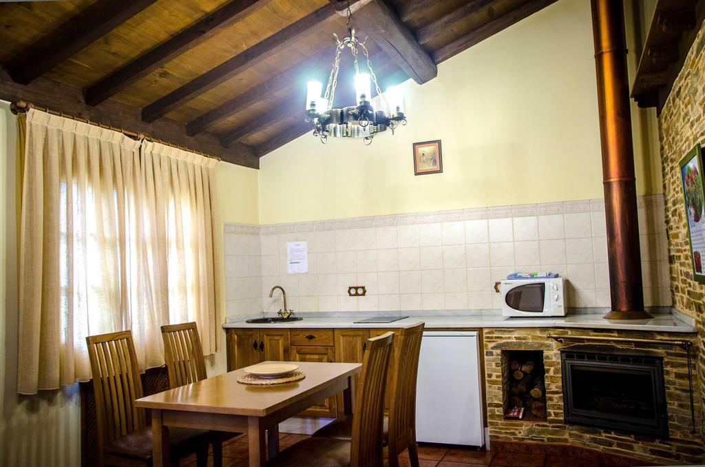 Casas Rurales Taramundi Verde Room photo